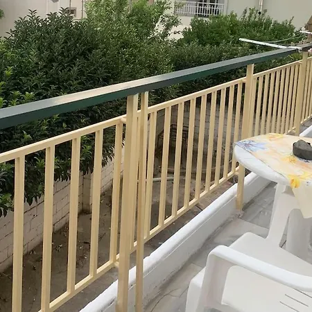 διαμέρισμα στη νεάπολη Apartamento Ikonomianika